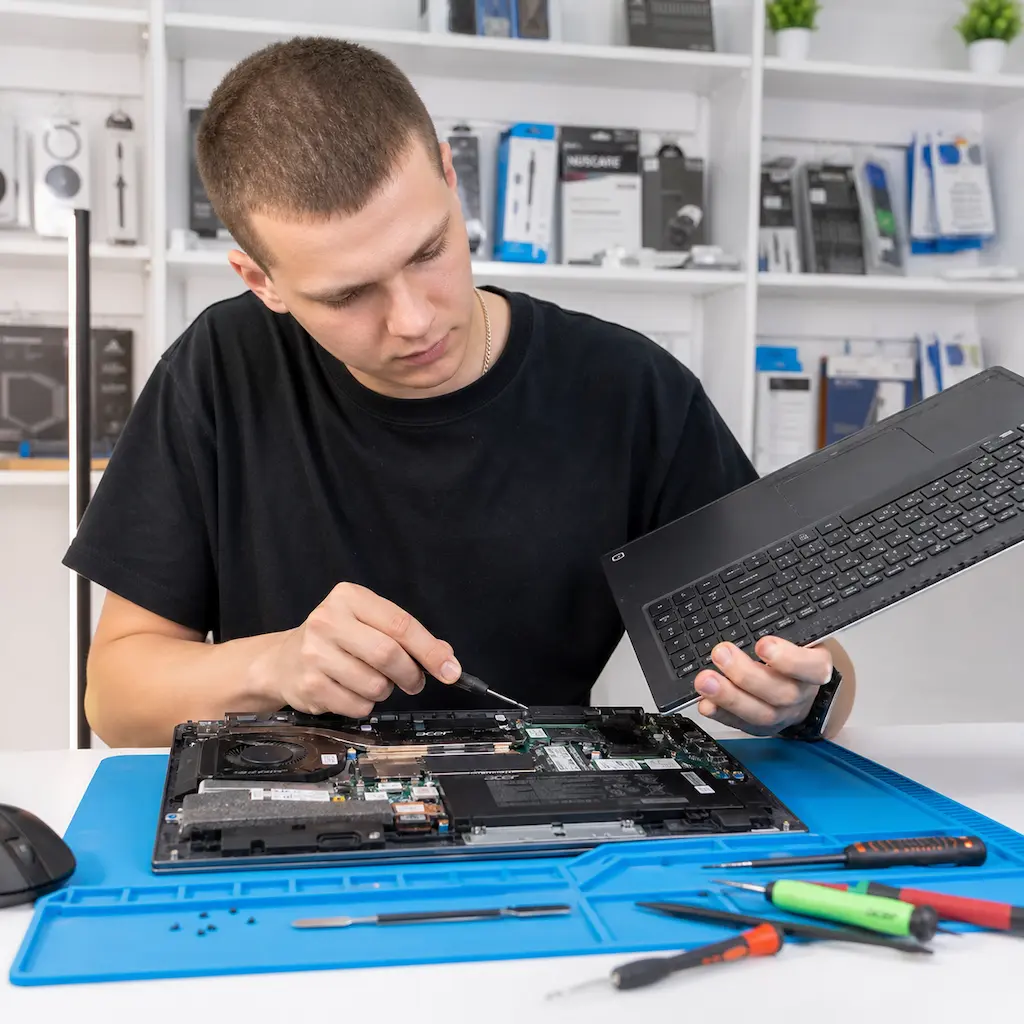 заменить клавиатуру на ноутбуке Acer в Дзержинске